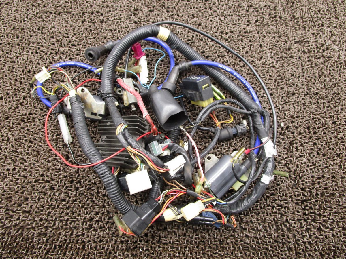 SRV 250 S メインハーネス A 2426 レギュレター スターターリレー イグニッションコイル 4 DN ヤマハ キャブ車 動画有