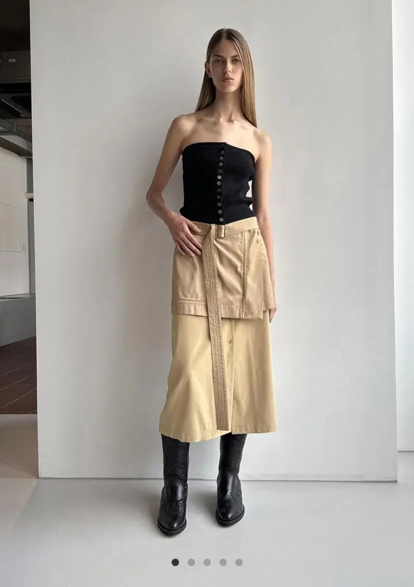 LOW CLASSIC ロウ クラシック ポケット ミニ スカート ベージュ M