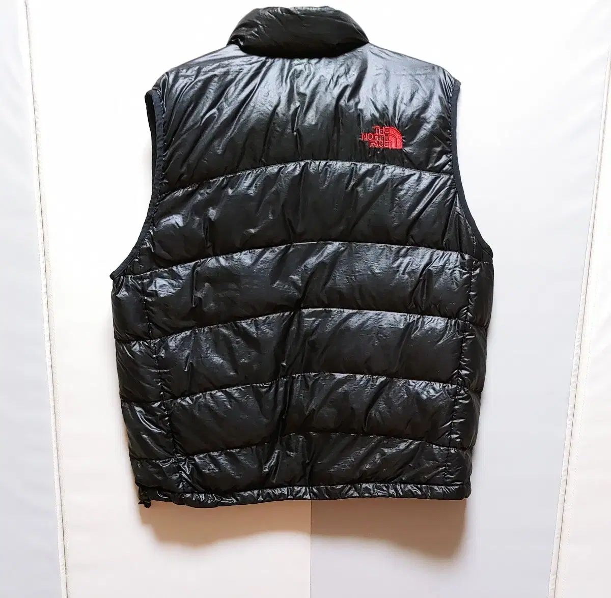 【即売モデル】ザノースフェイス　サミットシリーズ　ダウンベスト　Mサイズ 即売モデル】ザノースフェイス サミットシリーズ ダウンベスト M