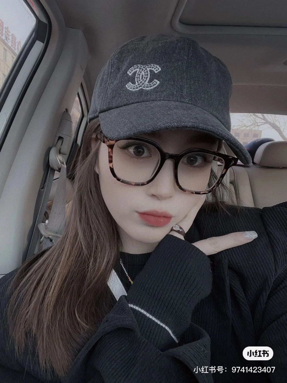Chanel シャネル スモークグレーのベースボールキャップおすすめ 頭周り 57cm