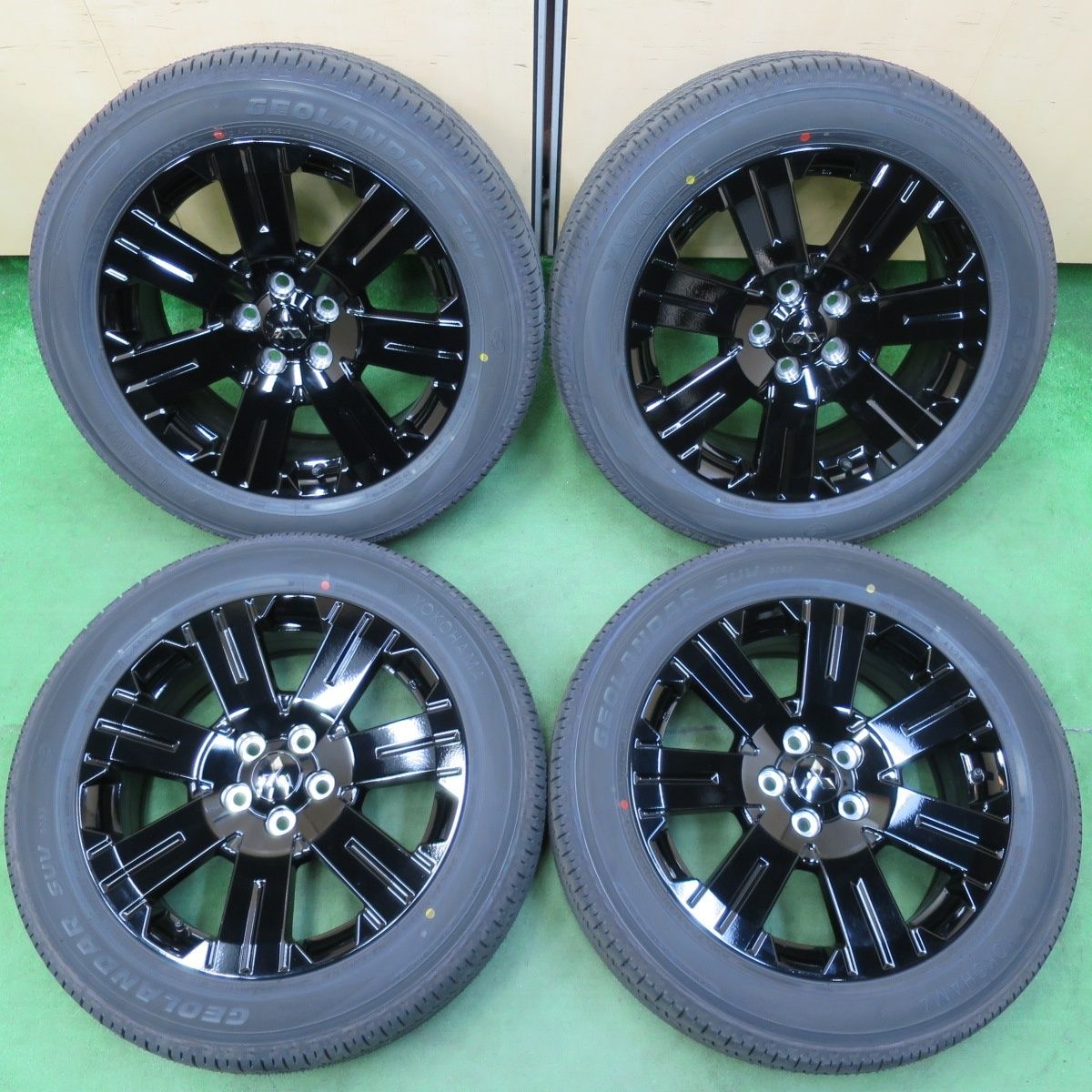 新車外し 24年 三菱 デリカ D 5 シャモニー 純正 225|55R18 ヨコハマ ジオランダー SUV G055 G055E 18インチ PCD114.3|5H 4120308イノ