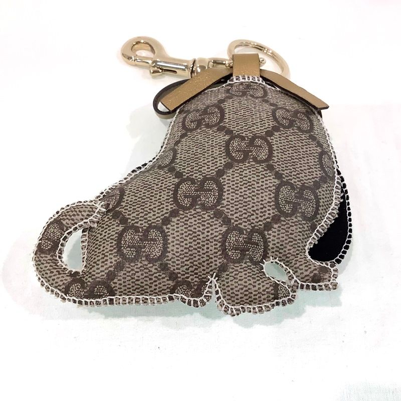 グッチ（GUCCI）グッチョリ キーホルダー ビーグル 犬サム キーリング グッチ（GUCCI）グッチョリ キーホルダー ビーグル 犬サム