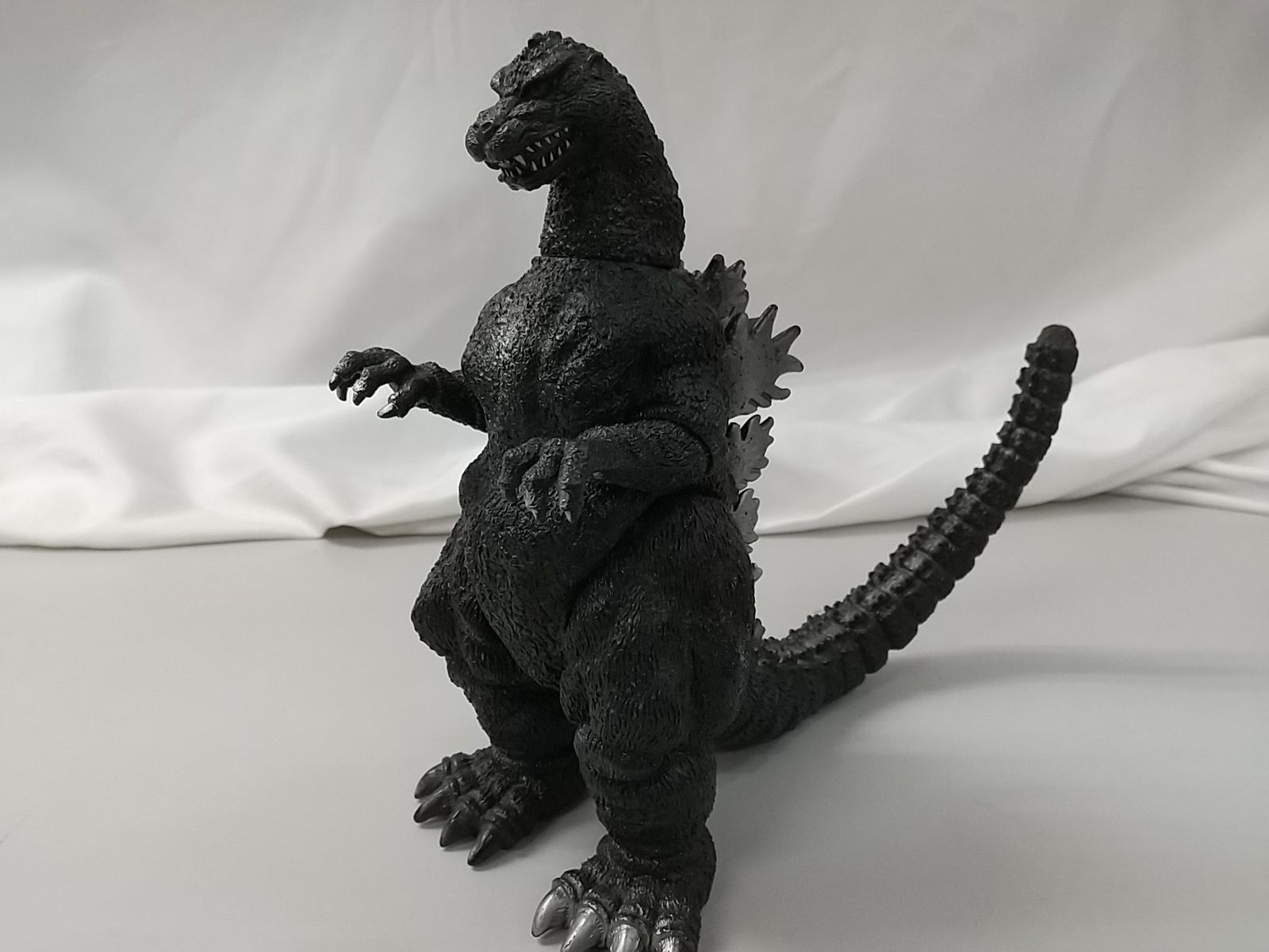 ゴジラ　ソフビ　まとめ売り ゴジラ ソフビ まとめ売り - メルカリ