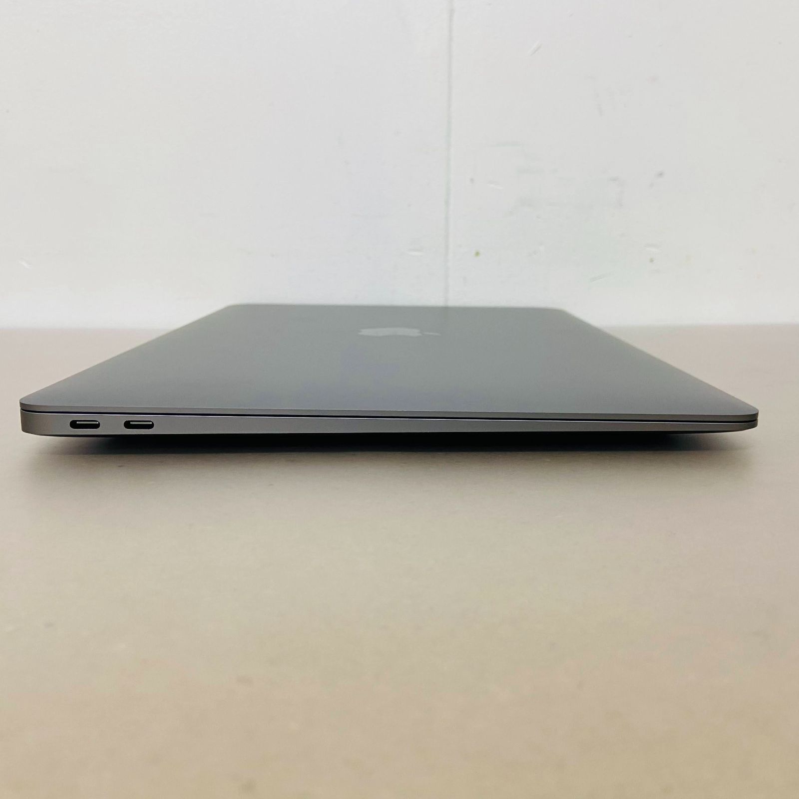 美品 バッテリー最大容量100% MacBook Air M1 2020 8GB SSD