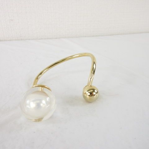 アンテプリマ ANTEPRIMA バングル ブレスレット 人工真珠 ゴールド A197