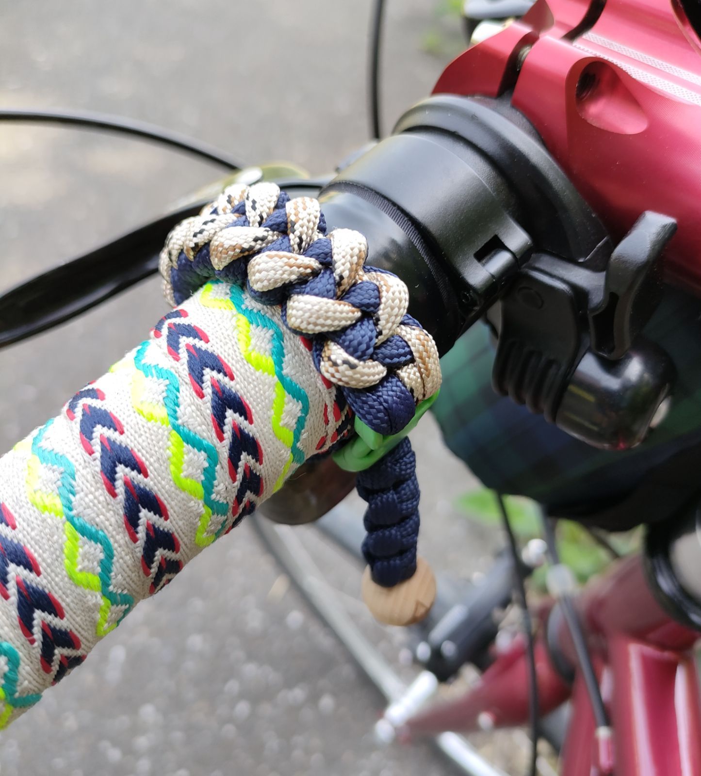 【Φ26.0mm Sサイズ】自転車用ベル(熊鈴)トレンディベル【ホワイトマルチカラー×チョコレート】No.149