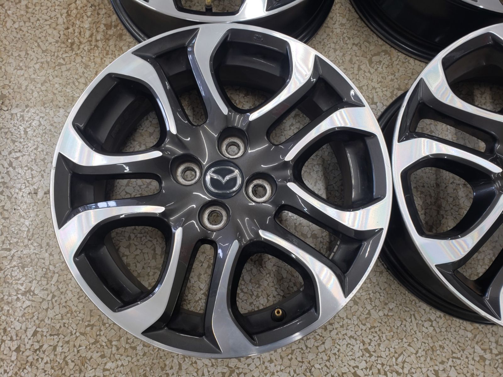 知恵のある ◎傷 少 MAZDA DJ5FS デミオ 純正 16in 5.5j 40 100 4H ハブ径54mm DJLFS マツダ２ MAZDA2 DW5W DE5FS NDロードスター ベリーサ