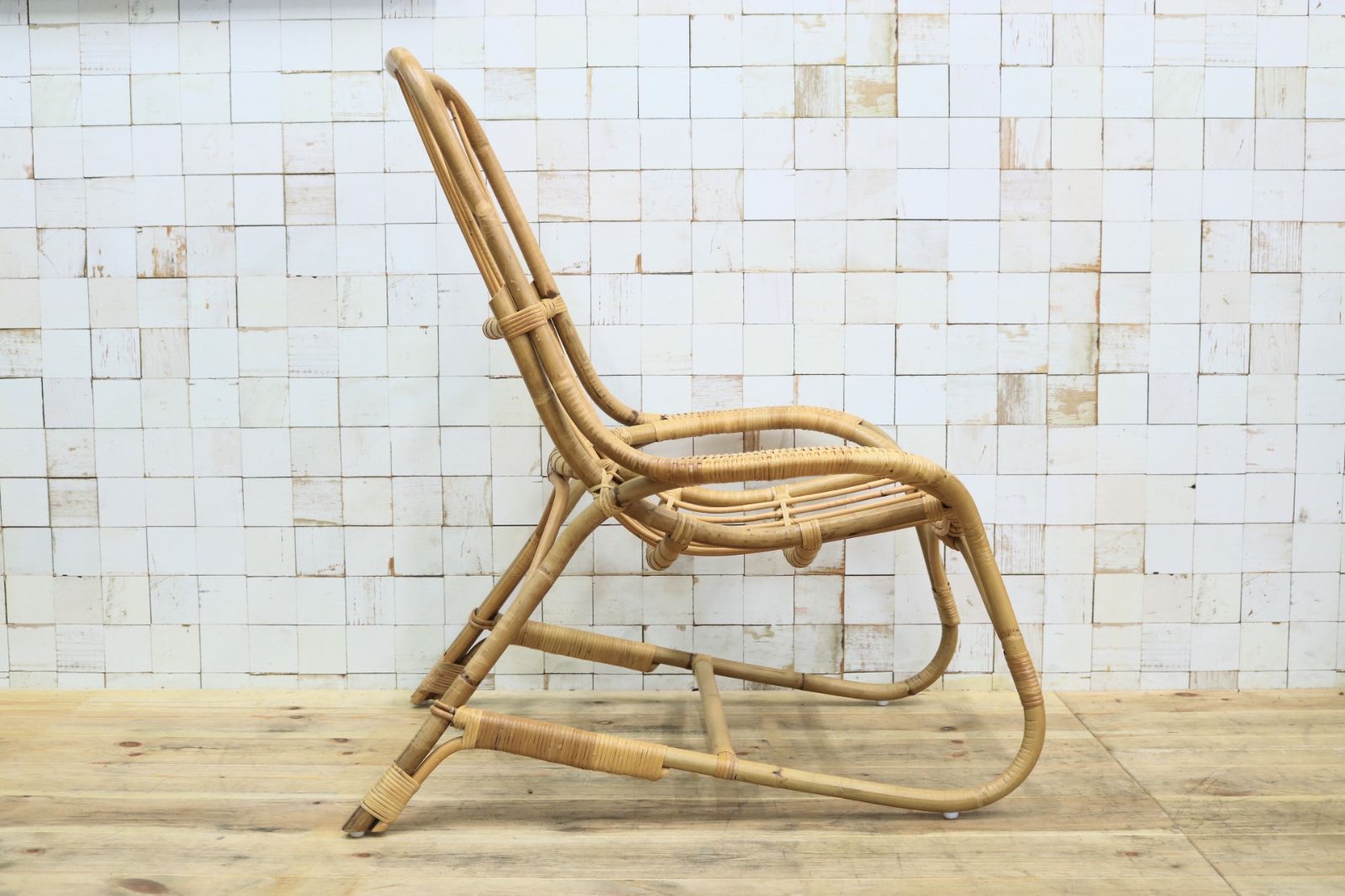 ラウンジチェア