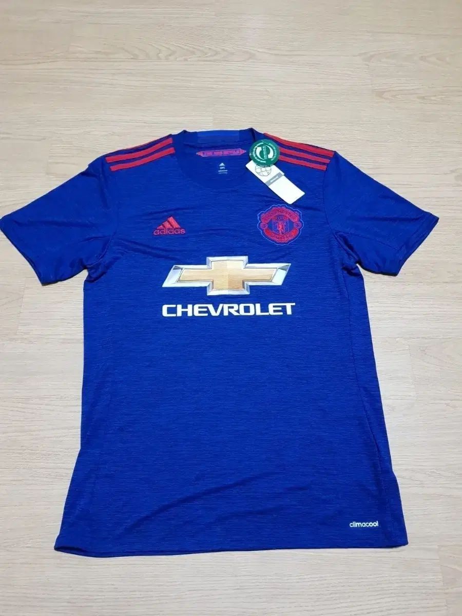 アディダス マンＵ