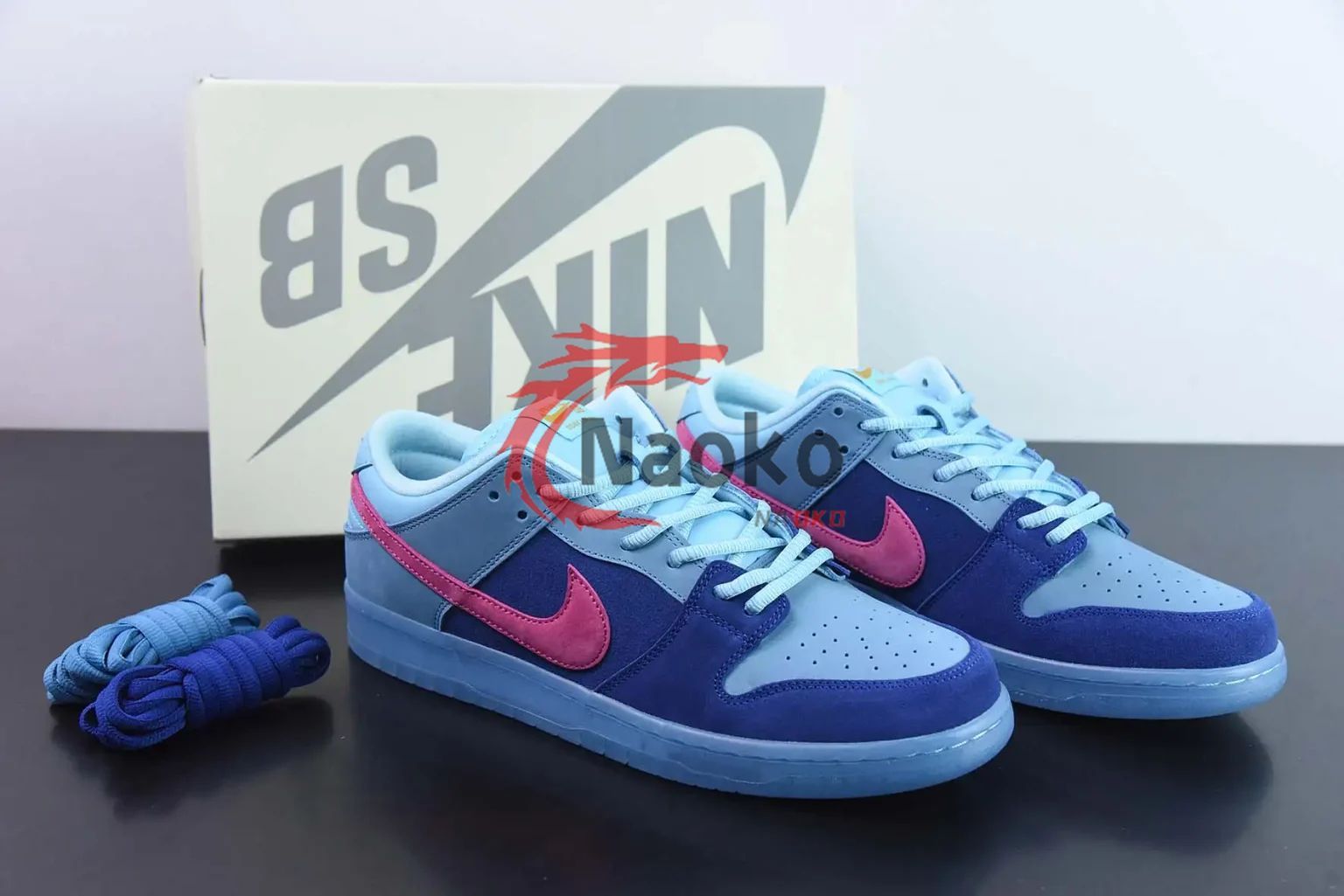 ✨早い者勝ち✨新品 未使用 Run The Jewels x Nike SB Dunk Low   Blue/Pink-Blue Chill