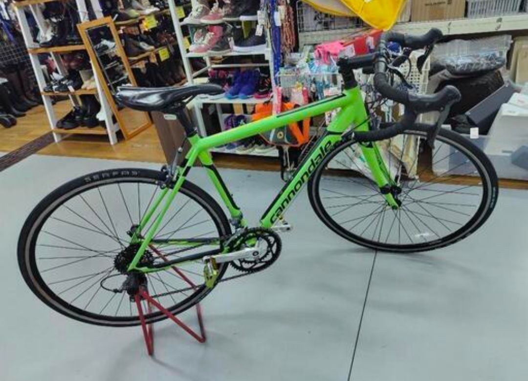 今週限定 札幌引き取り優先 Cannondale CAAD8 ロードバイク J069☆使用感有り☆ロードバイク☆cannondale☆CAAD8☆2×9段