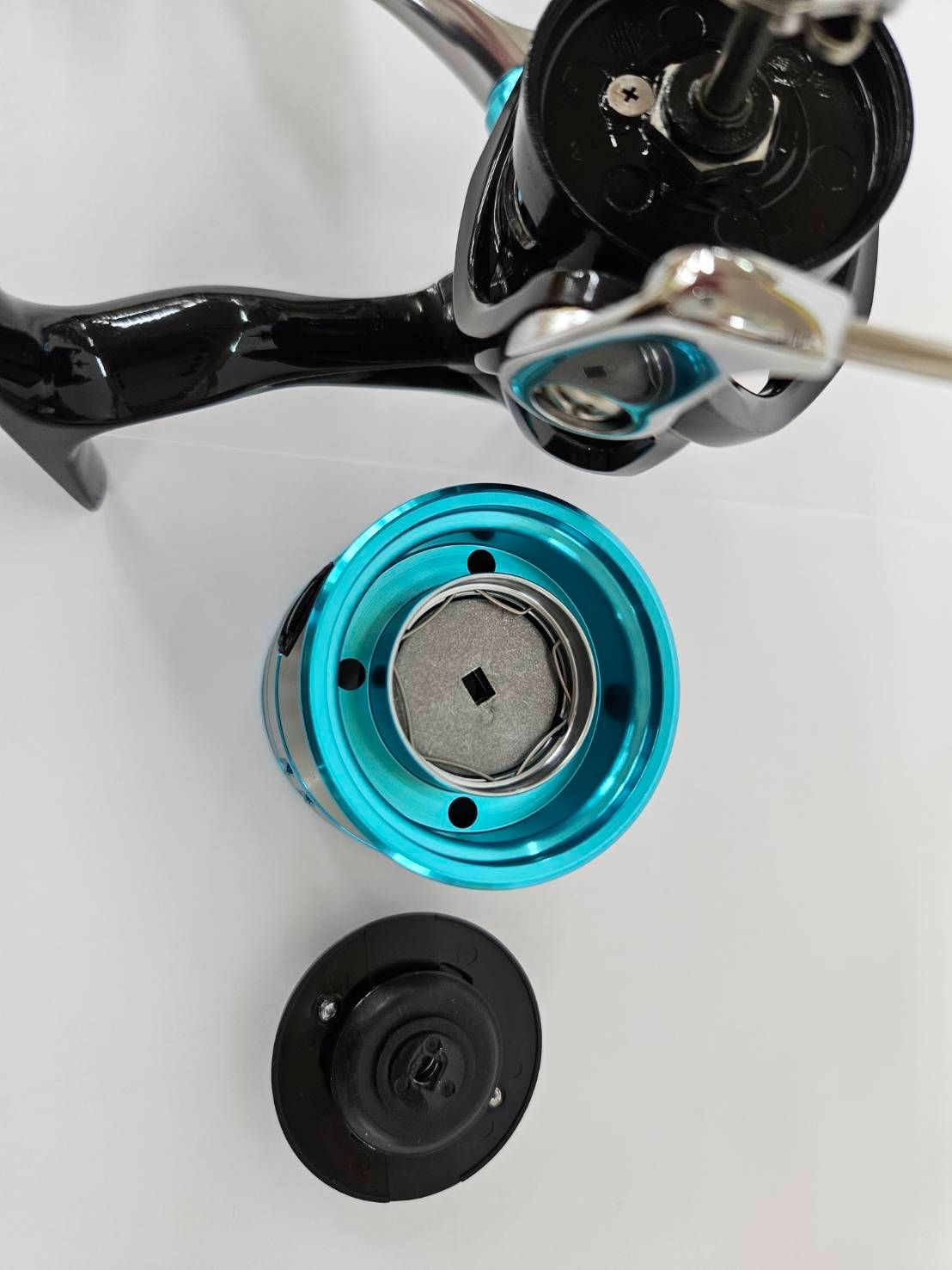 美品　DAIWA　１９エメラルダスLT3000S-CH-DH　中古品（12）　エギング、ティップラン、イカメタル