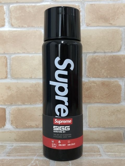 Supreme シュプリーム SUPREME SIGG Vacuum Insulated 0.75L Bottle ブラック 111439306