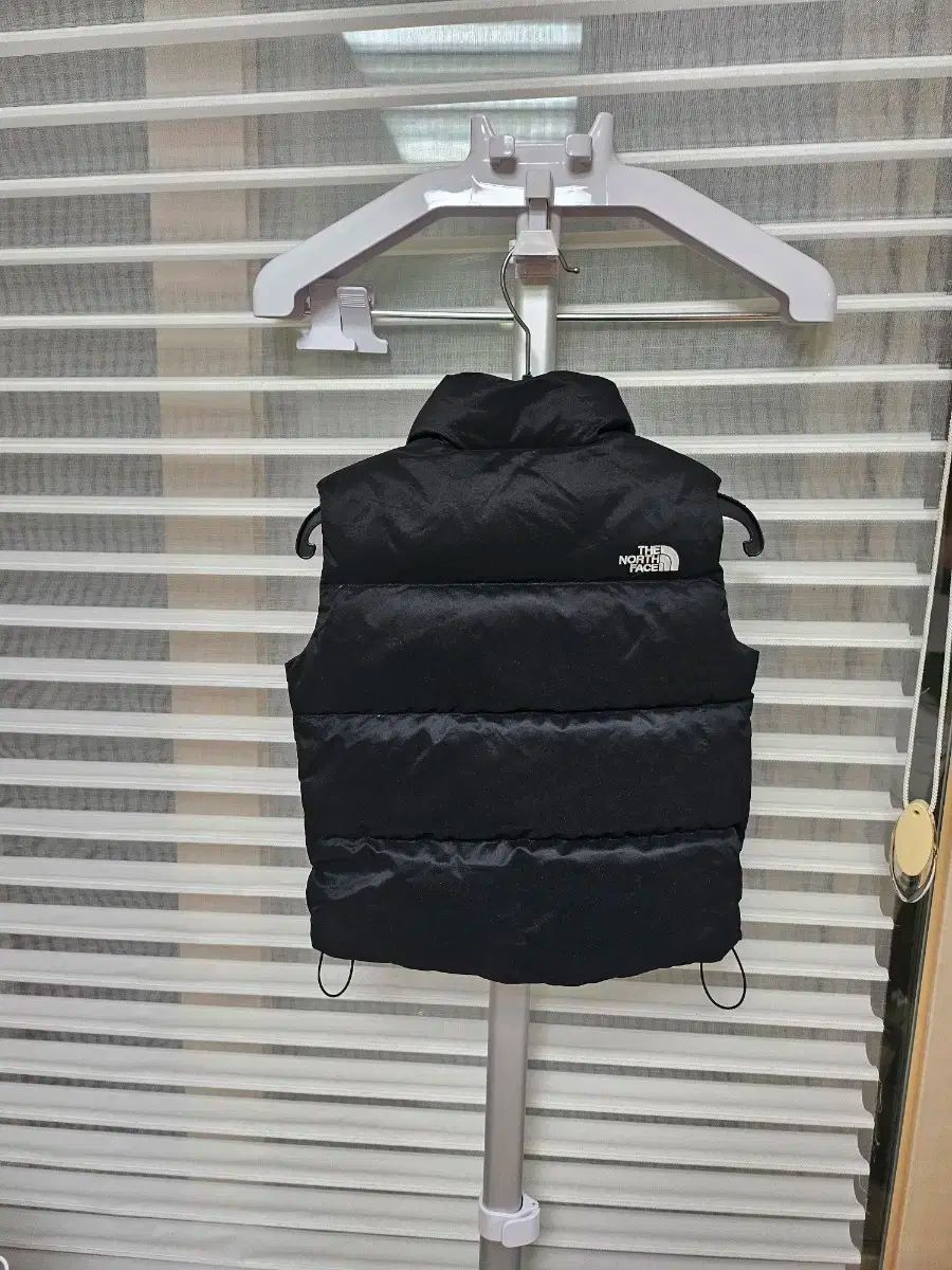  THE NORTH FACE ザノースフェイス ダウン ベスト ブラック 110 5 6歳 その他 ジャケット ブルゾン