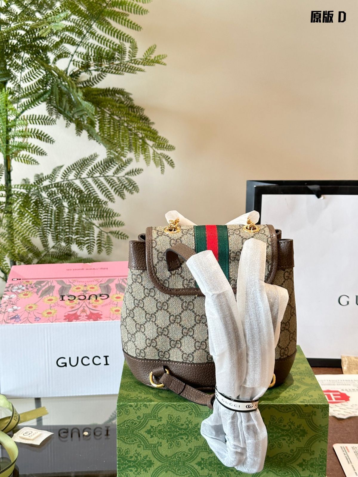 Gucci Kids ミニバッグ チルドレンズ〕GG プリント トートバッグ ・ベージュ＆ダーク