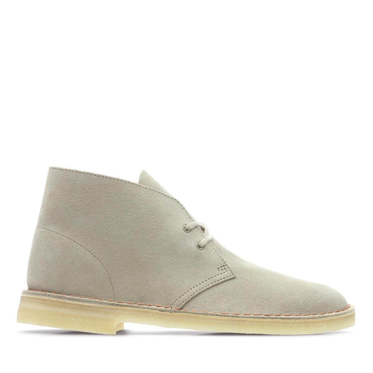 Clarks desert deals boot beige