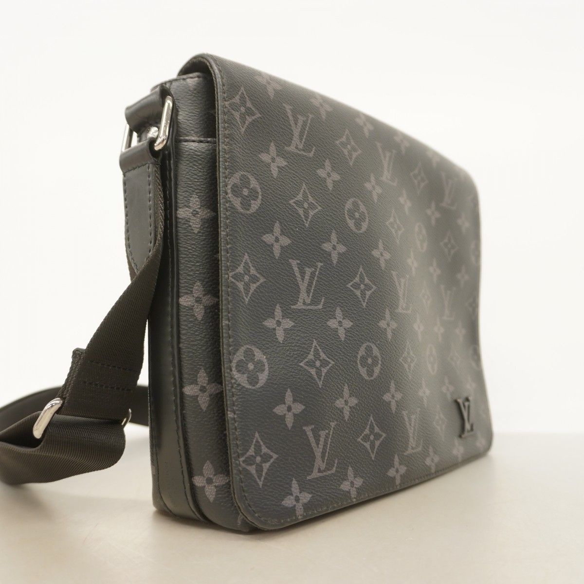 5id4596-h ルイヴィトン ショルダーバッグ モノグラム エクリプス ディストリクトPMNV2 M45272 ブラック メンズ