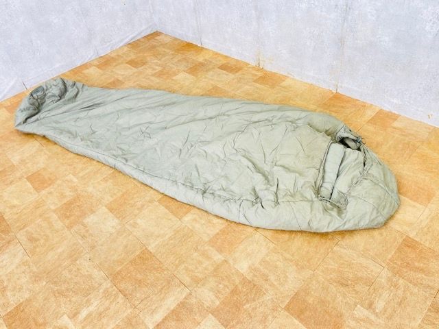 米軍放出品　寝袋 ミリタリーショップ レプマート / NATO軍放出品 寝袋 シュラフ