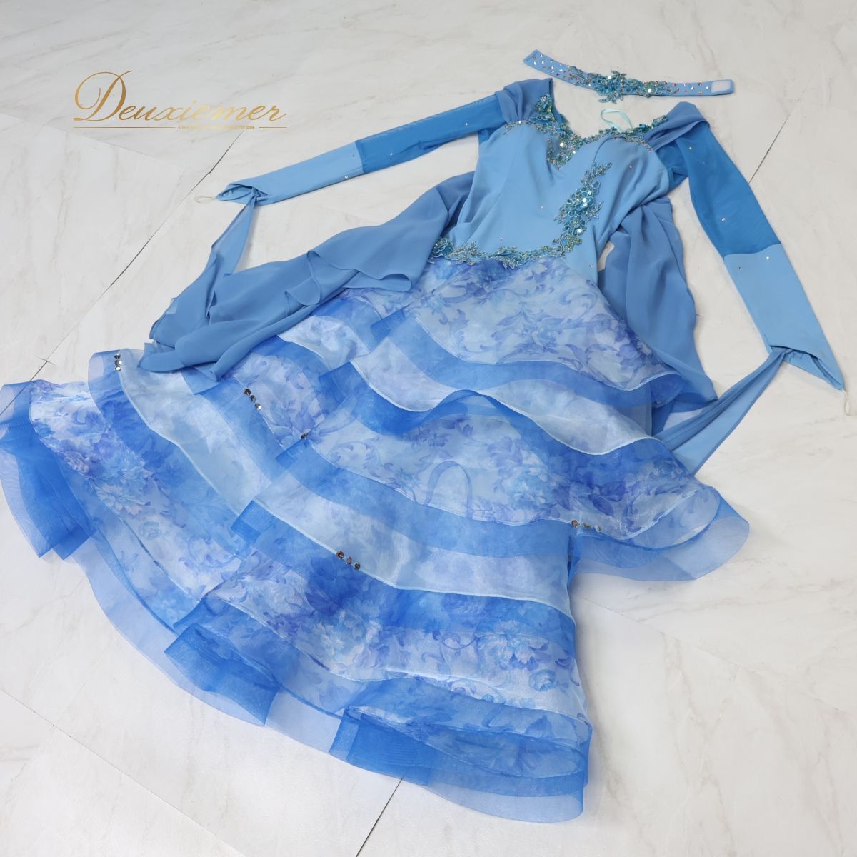 【社交ダンス衣装】ブルー leirena レイリーナ ワンピース ドレス フリル 水色 フロート 花柄 上品 綺麗 かわいい 青 長袖 社交ダンス衣装】ブルー leirena レイリーナ ワンピース ドレス