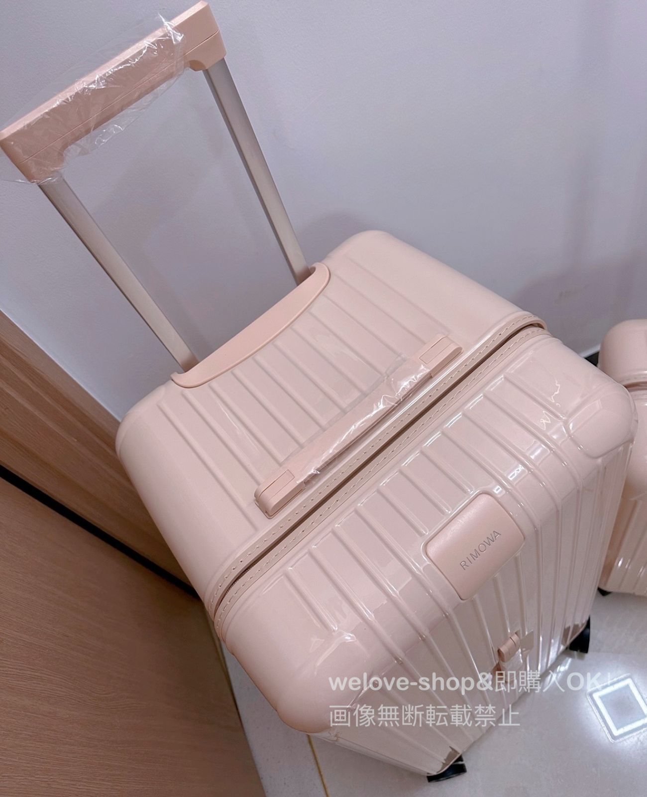 ZUCA PRO ズーカ シルバー 座れるキャリーバッグ 32L 機内持込可