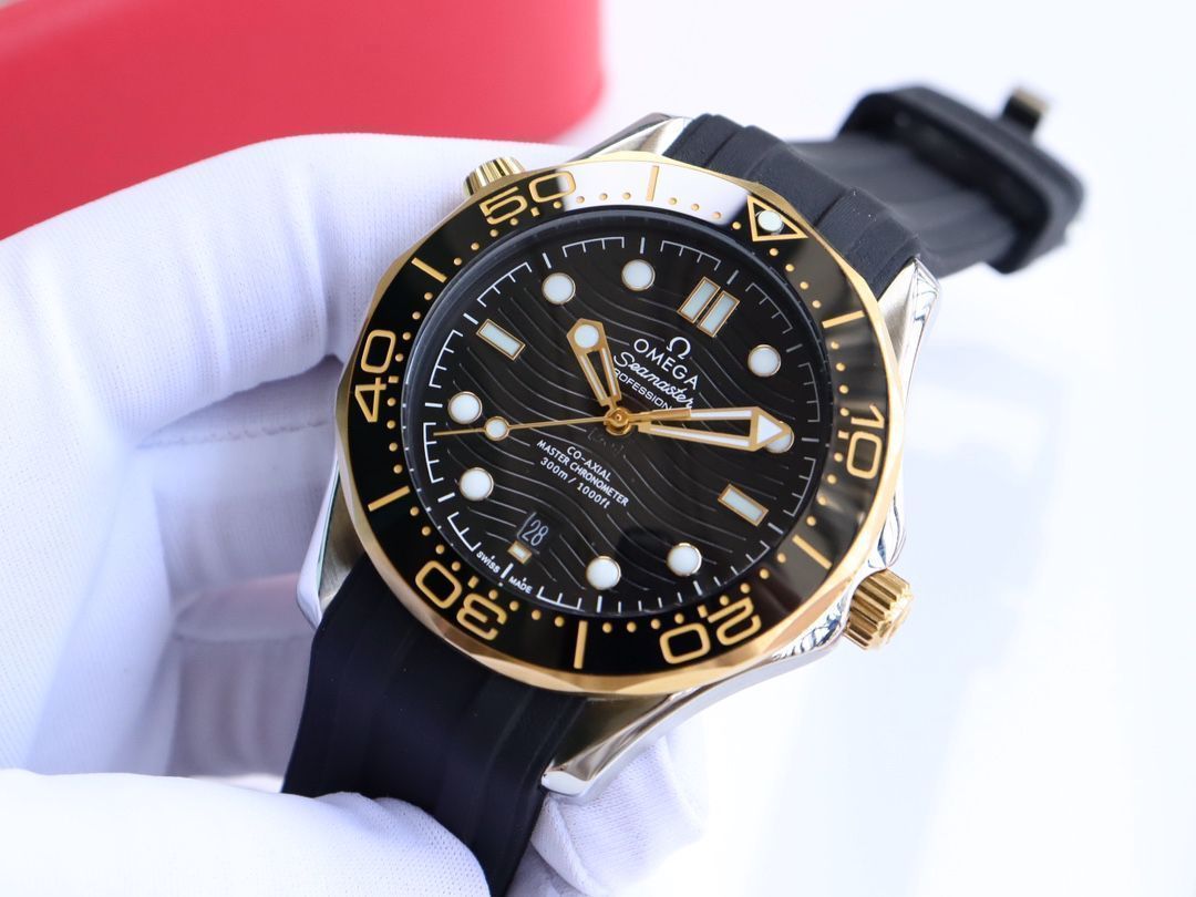 OMEGA 自動巻きダイバーズウォッチ オメガ“名作ダイバーズウオッチ”新規軸【実機レビューで深掘り