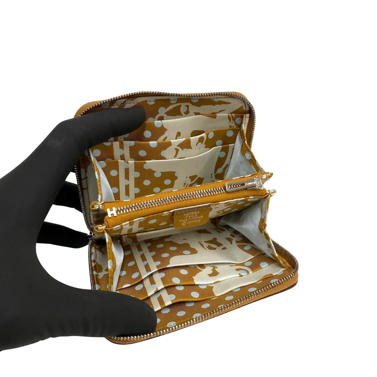 未使用保管品 保存箱付 HERMES エルメス アザップコンパクト シルク 