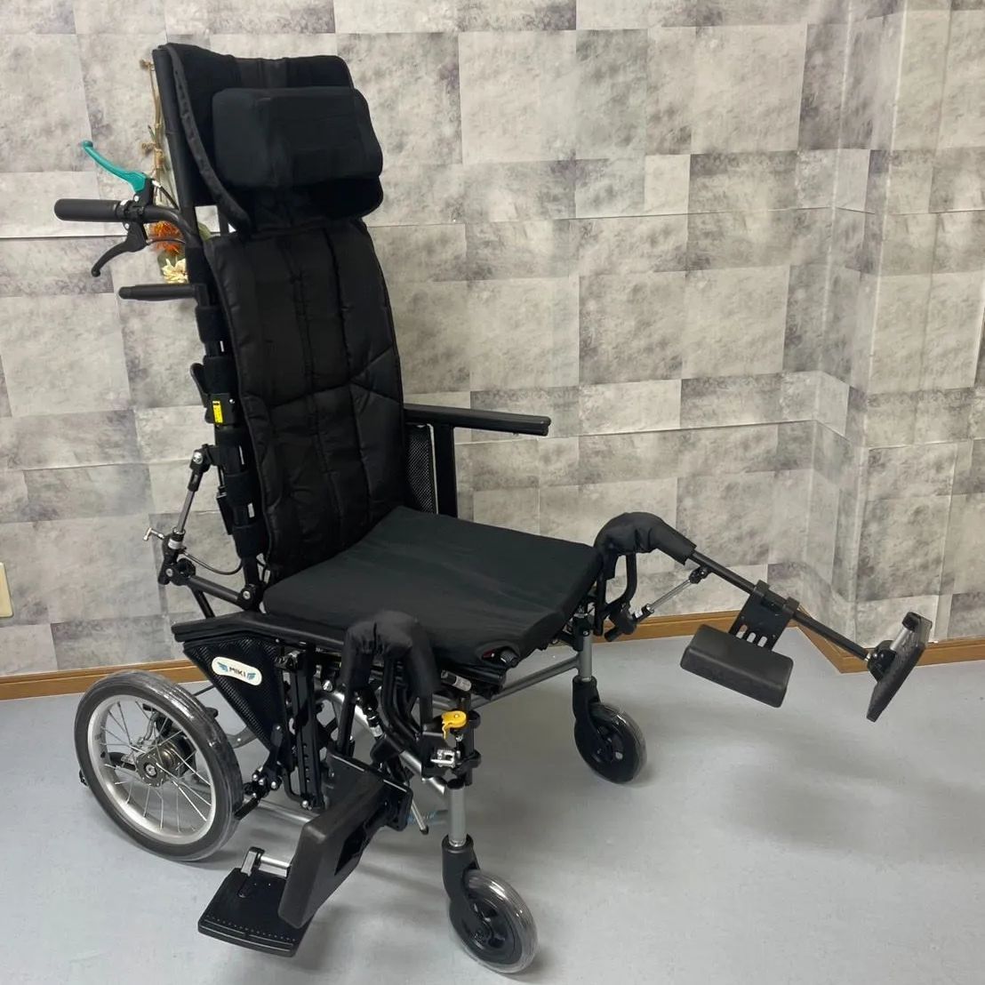 miki ティルト&リクライニング車椅子 crt-wr CRT-WR｜車いすと介護用品の製造、販売 株式会社MiKi ミキ