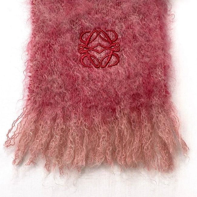 ロエベ マフラー ec-22267 ピンク レッド グラデーション - メルカリ