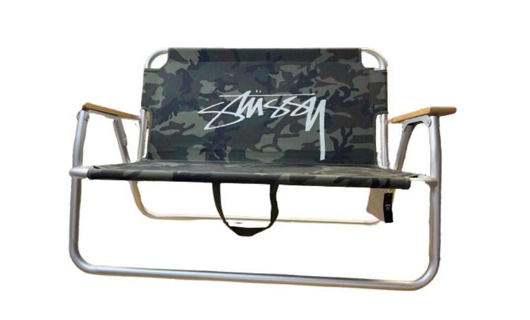 STUSSY Colemanコラボベンチ