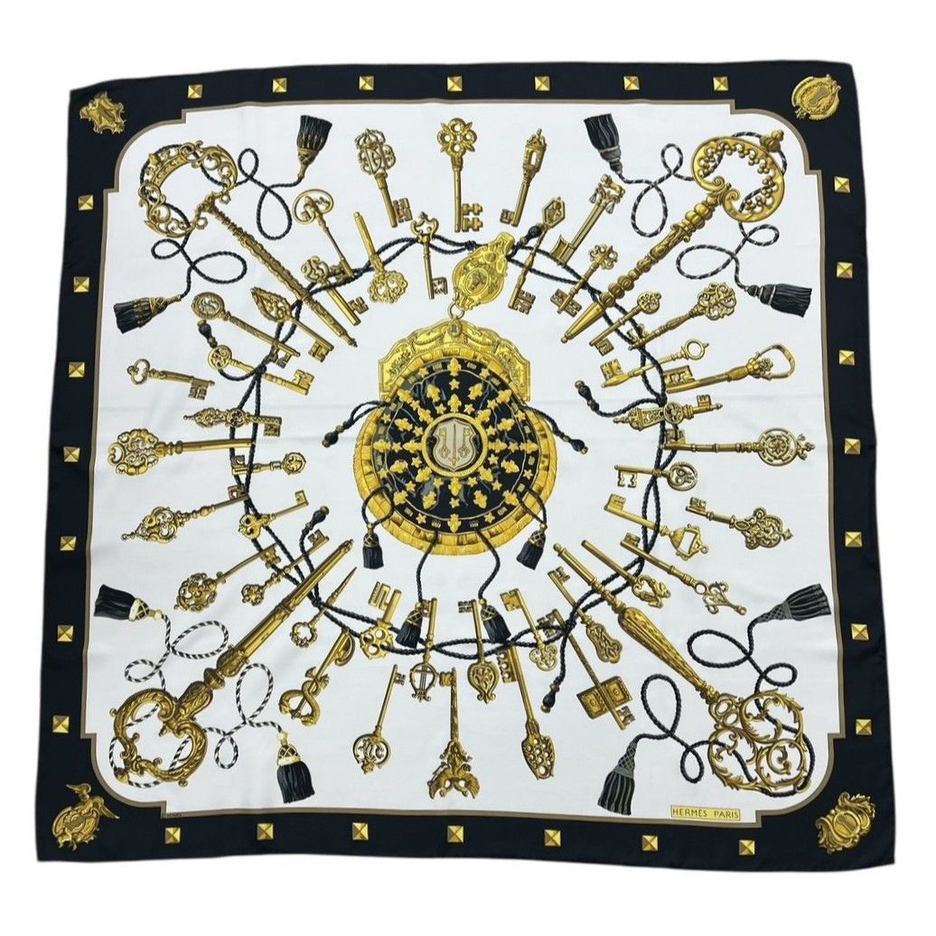 HERMES エルメス カレ90 Les Cles 鍵柄 黒×白