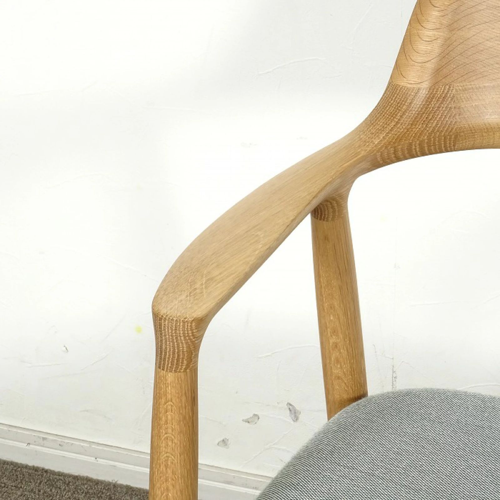 ヒロシマ アームチェア