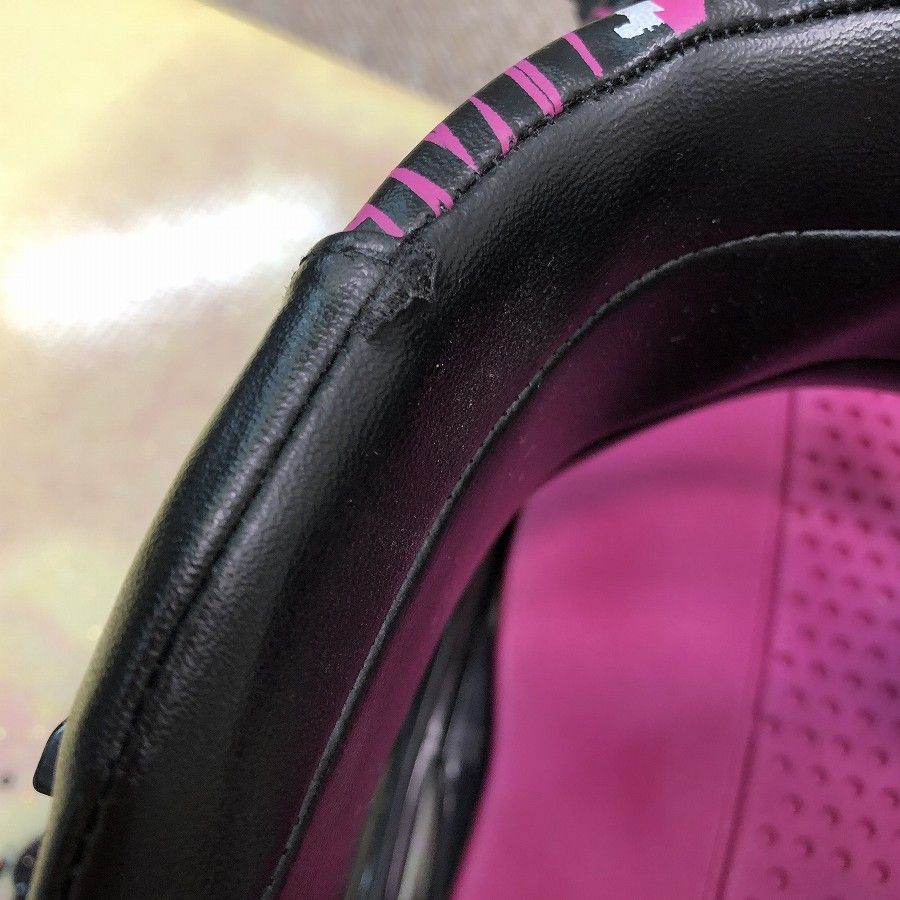 収納ケース付き ●