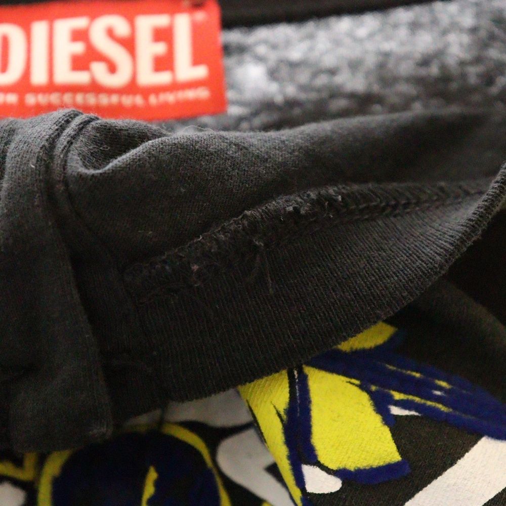 DIESEL / ROXFINO-STRIPE/フェード加工/長袖Tシャツ/L/コットン/GRY/プリント/A14851 DIESEL (ディーゼル) T-ROXFINO-STRIPE フェード加工 サイドライン 胸