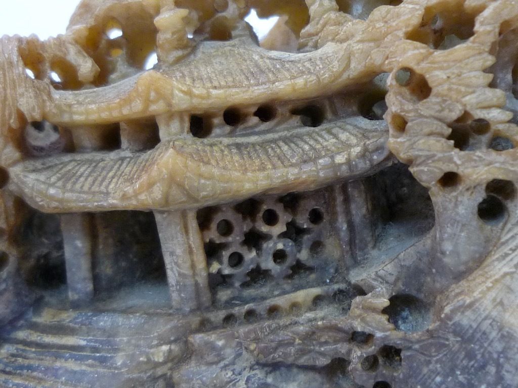 旧家蔵出 中国美術 中国古玩 楼閣山水彫刻 立体高彫花図 玉 石細工 砡