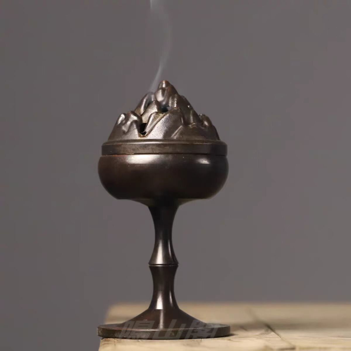 博山香爐 古卓上の盤香用香炉 古典的な茶席の陳設置物WP 109