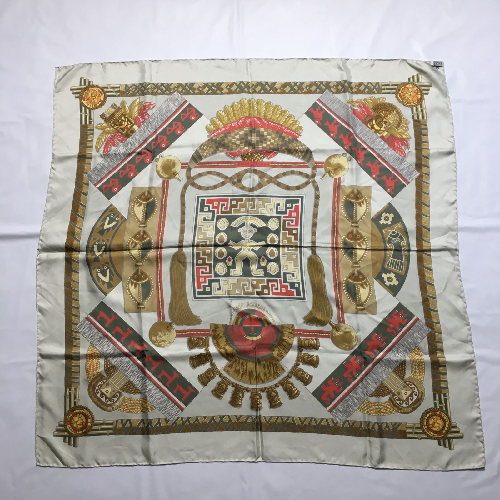 2507-11｜美品｜エルメス カレ 90 スカーフ ペールグリーン タグあり  