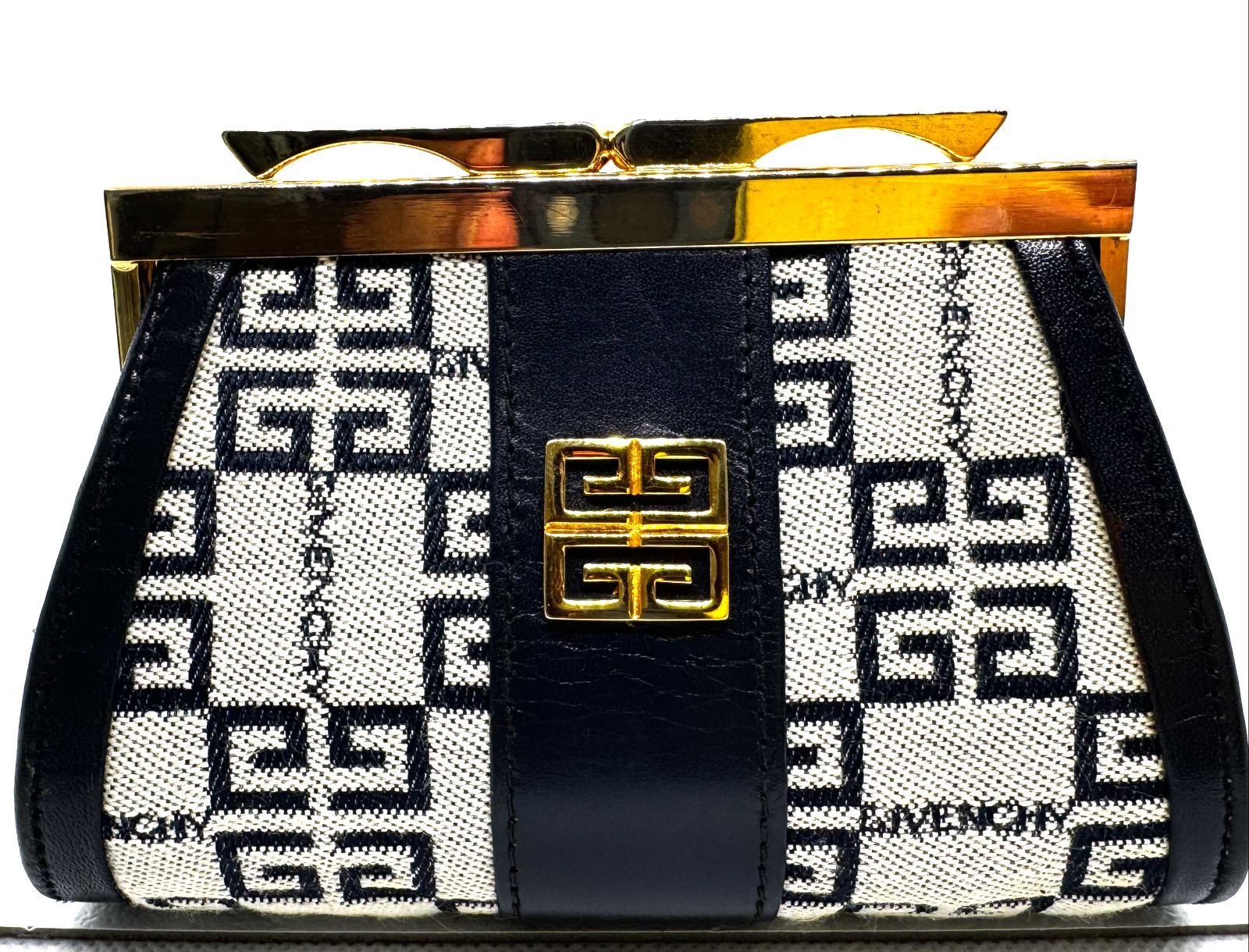 ☆送料関税込☆GIVENCHY ロゴ 4G 小銭入れ フラグメントケース☆ GIVENCHY】コインケース 4G LIQUID ロゴ グレー フラグメント