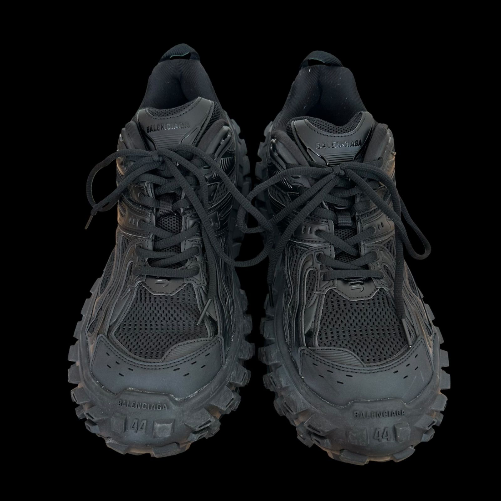 defender bouncer 44 バレンシアガ