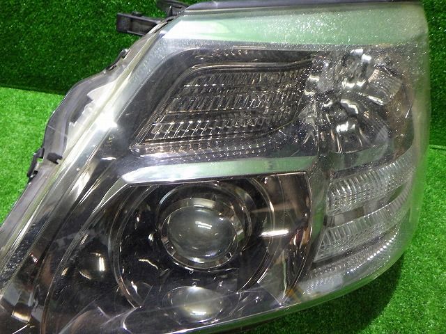 bB QNC ヘッドライト 3連プロジェクター風 イクラリング ワンオフ