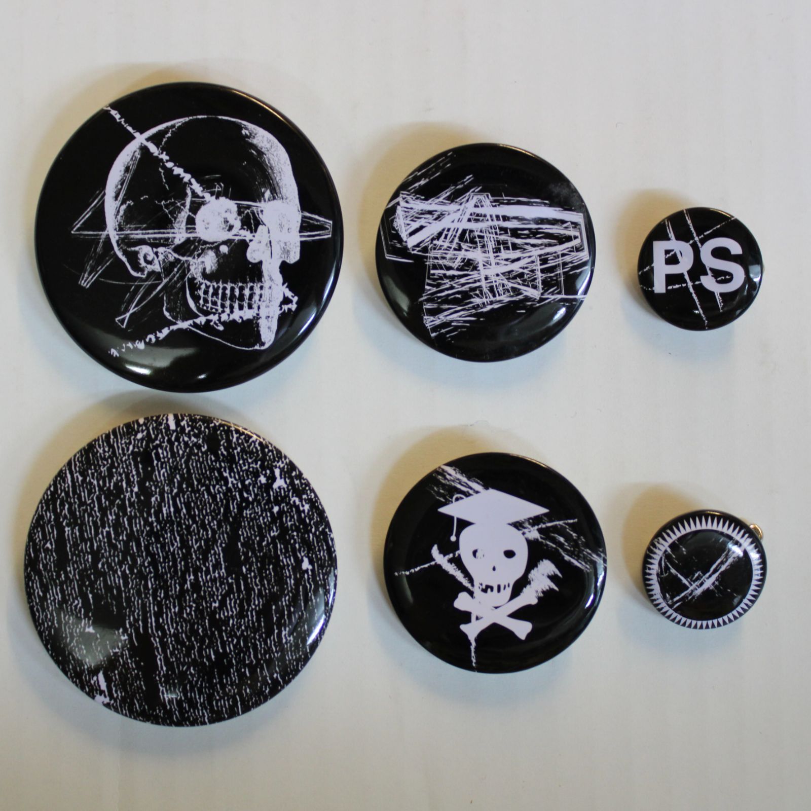 UNDERCOVER / Badge Set / アンダーカバー 缶バッジ ピンバッジ