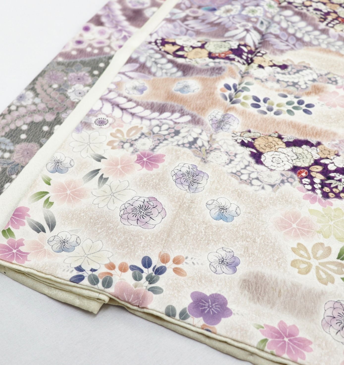 辻が花訪問着紋 意匠縮緬地