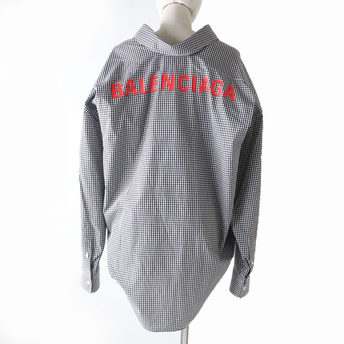 【人気】バレンシアガ スウィングシャツ チェック コクーン バックロゴ 34 人気】バレンシアガ スウィングシャツ チェック コクーン バック