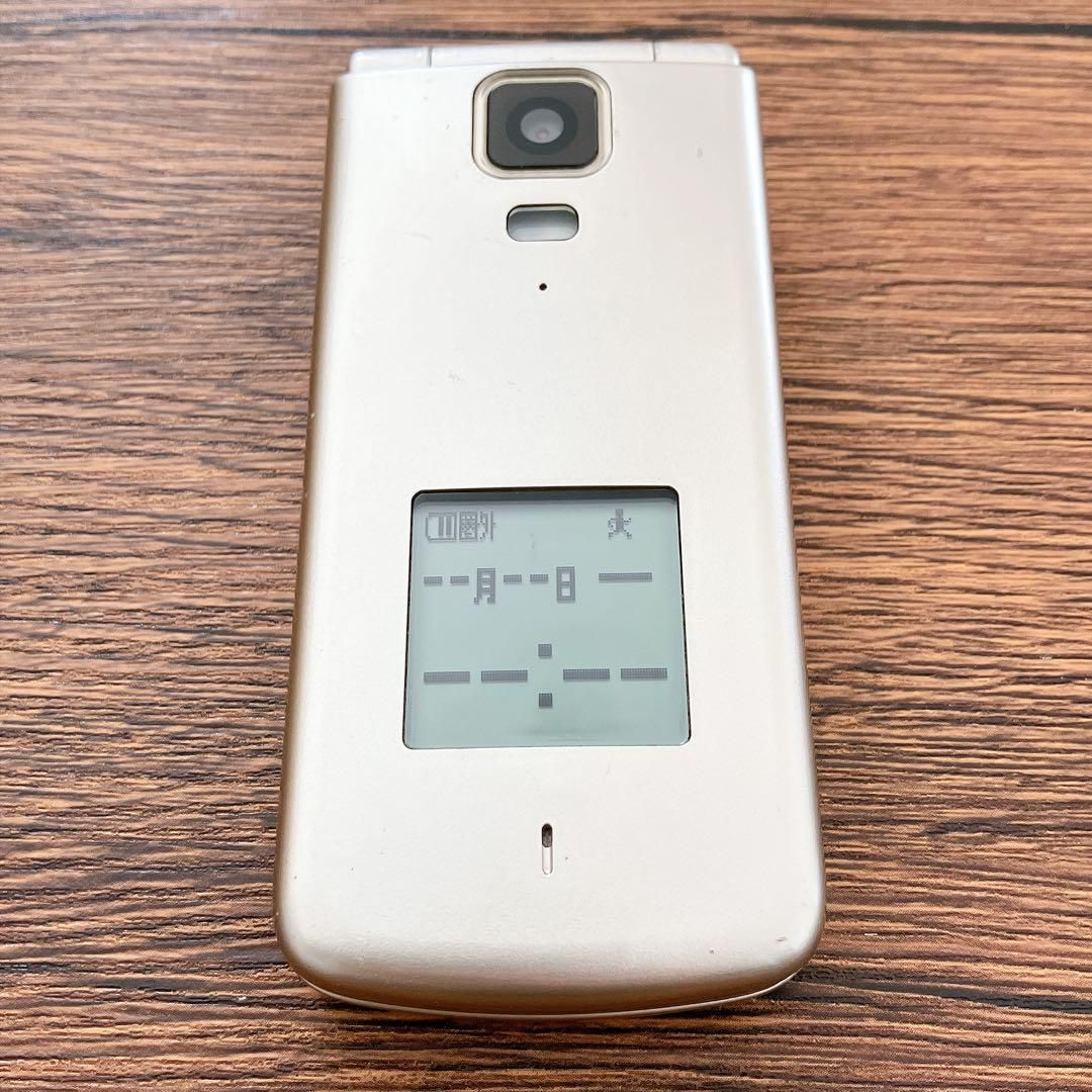 au かんたんケータイ K010 携帯電話 ガラケー ゴールド 初期化済み