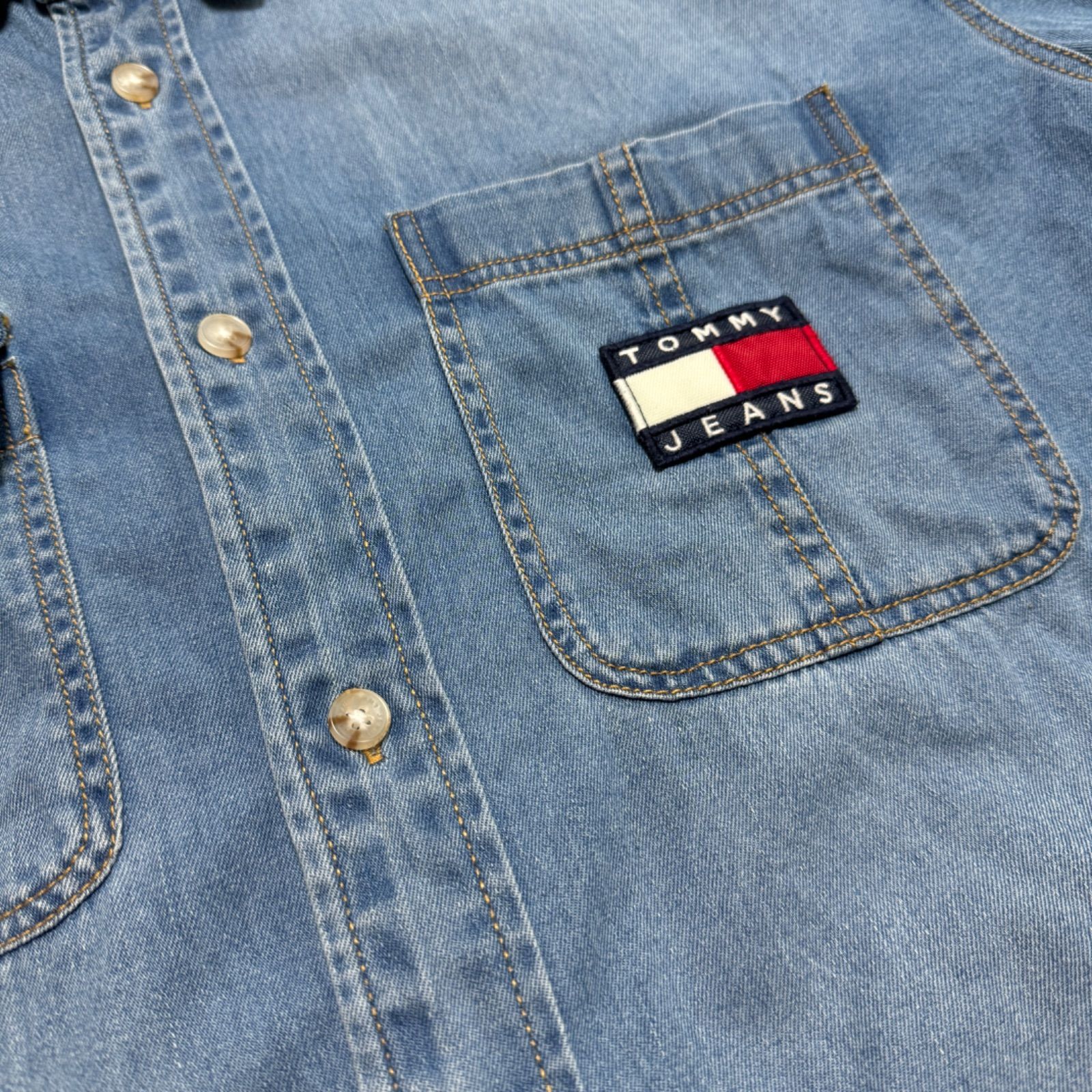 TOMMY JEANS TOMMY HILFIGER バックプリント ビッグロゴ デカロゴ 