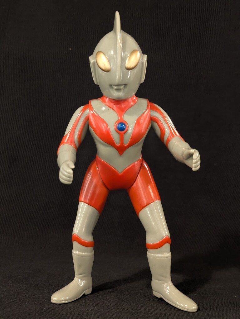 B-CLUB 復刻版怪獣シリーズ ウルトラマン ウルトラマン/ポーズタイプ/目金 1840