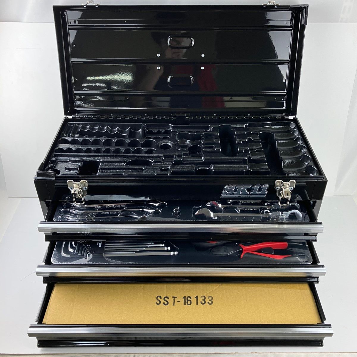 ЗЗ藤原産業 SK11 整備工具セット 133点組 取説付 SST-16133BK ブラック 