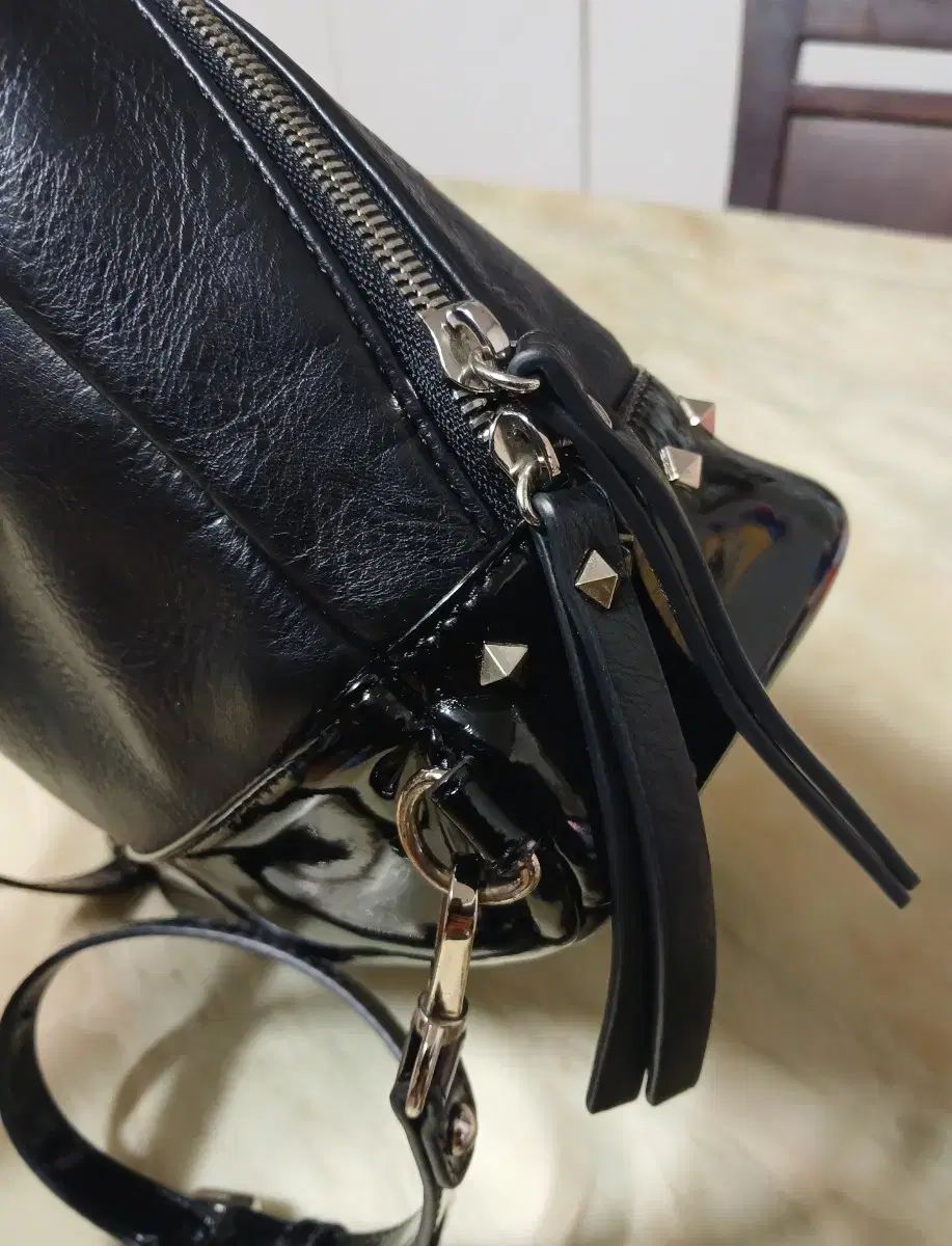 極美品』オールセインツ オールレザー ショルダーバッグ リュック