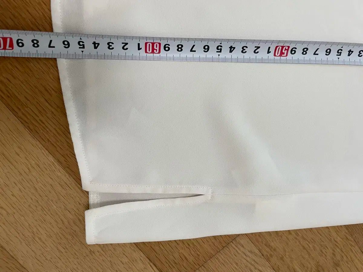 イザットババ ブラウス