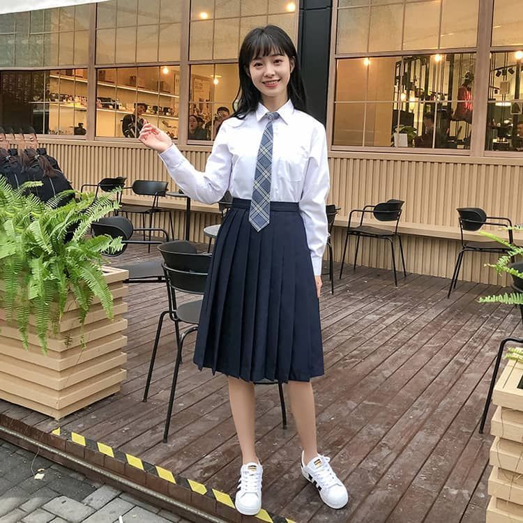 パンツスーツ 中学生