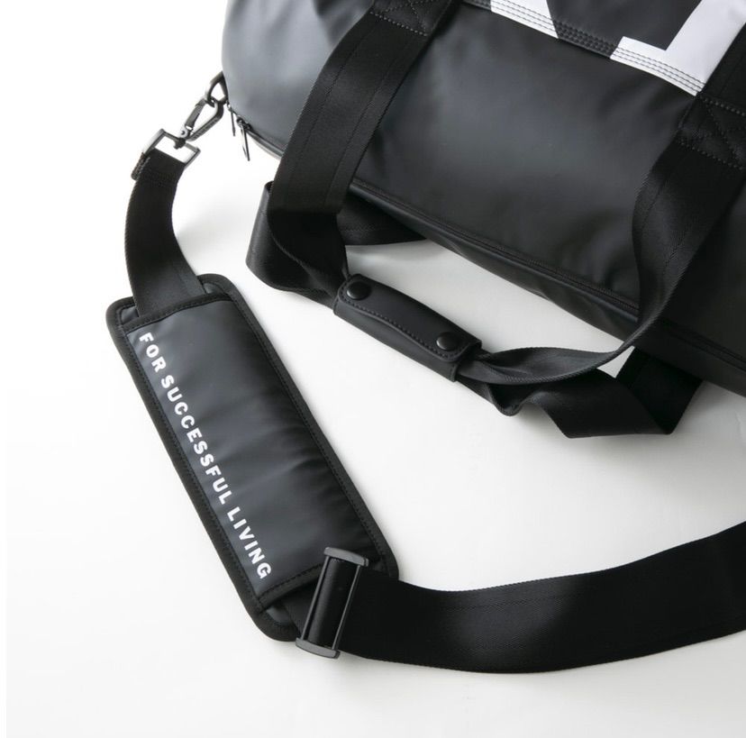 □新品タグ付正規品□DIESEL ディーゼル□ ドラムバッグ